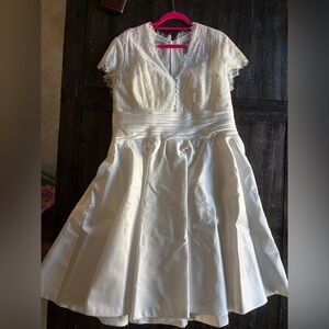 Elegant White Lace Dress